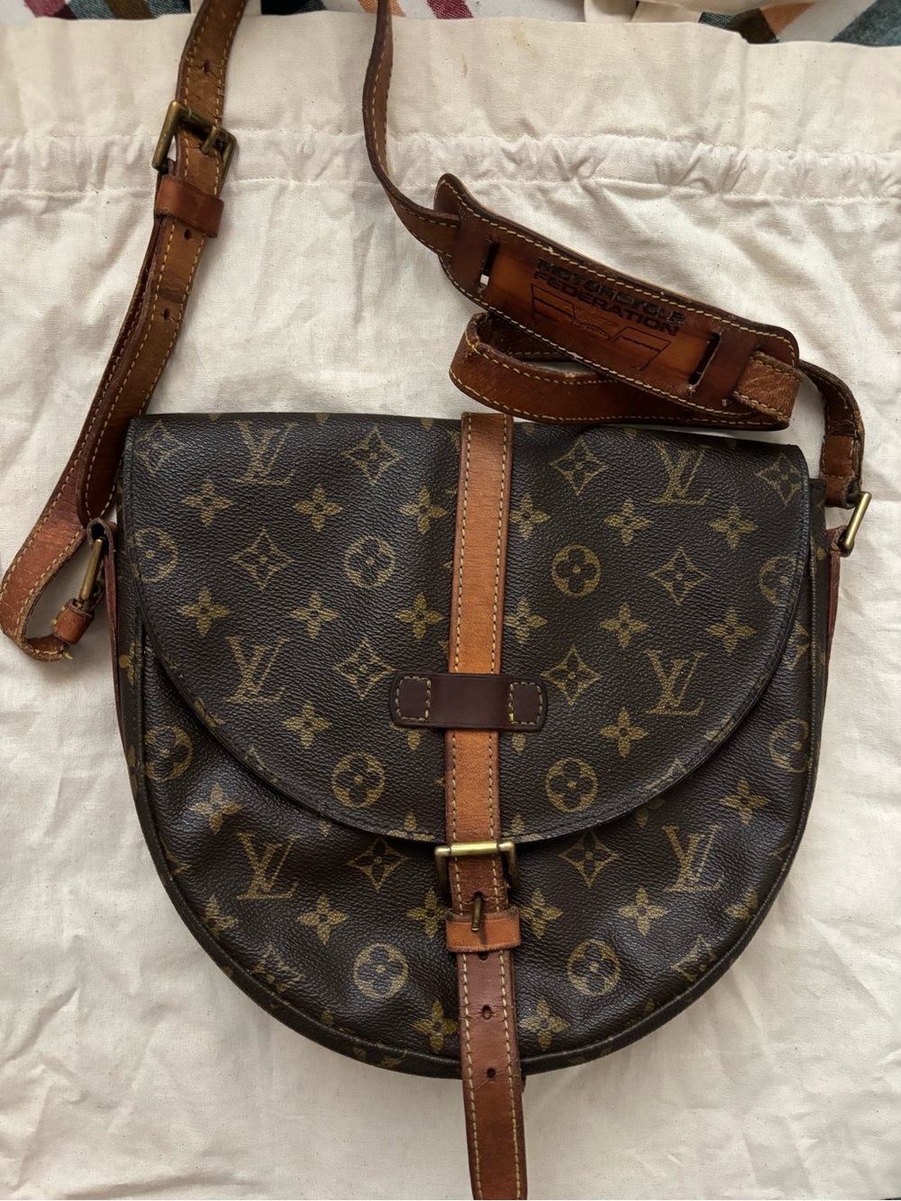 Authentic Vintage 1988 Louis Vuitton Chantilly Crossbody Bag